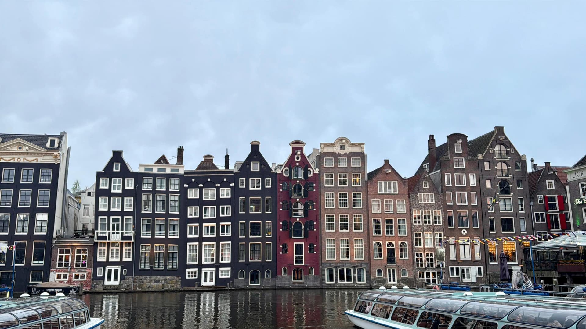 City Name: Key Attraction or Landmark